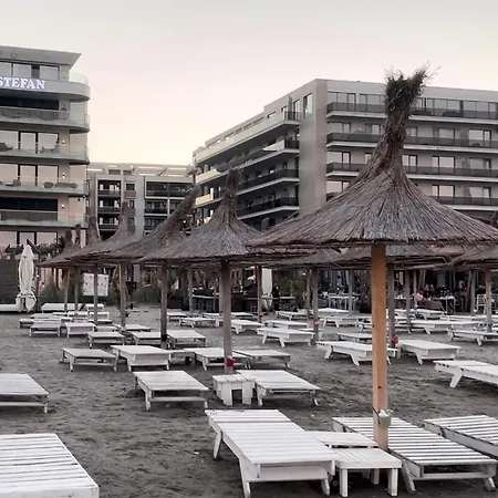 Mamaia Nord Апартаменты *